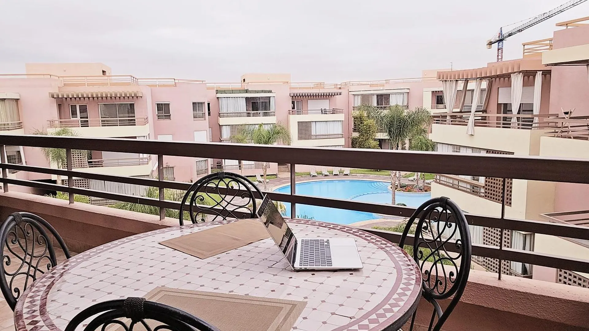 アパート Riad Garden -Charmant Apart Pool View マラケシュ